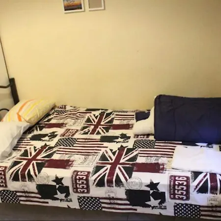 Budget 1 Bedroom Center In Lägenhet *