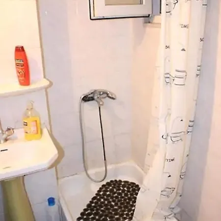 Lägenhet Budget 1 Bedroom Center In